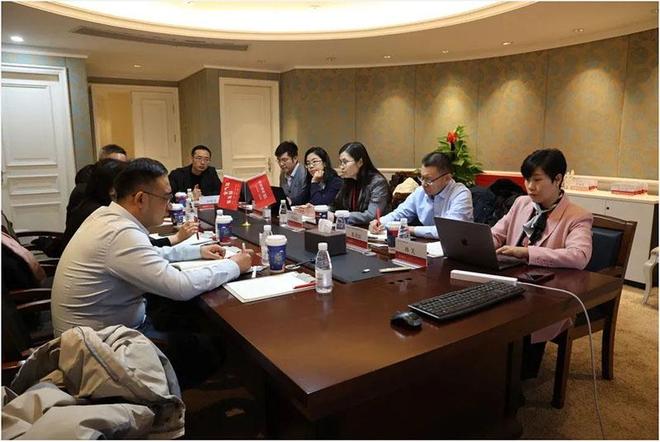 行業(yè)巨頭齊聚肥多多 濟(jì)南新頁新能源、浙江藍(lán)城雋源、上海文瀝共商電子商務(wù)平臺開發(fā)建設(shè)